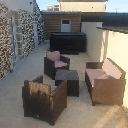 Gite Atypique Avec Jacuzzi Hillion Esterno foto